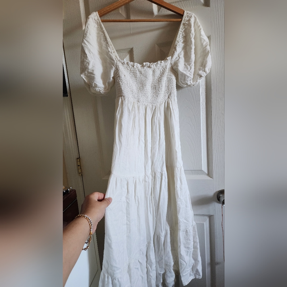Abercrombie and Fitch White Puff Sleeve Tiered Maxi Dress - Picture 3 of 6